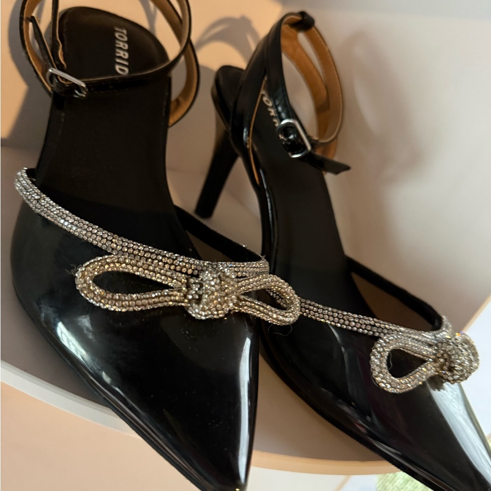 Torrid Black Heels with Rhinestone Bow homecoming style